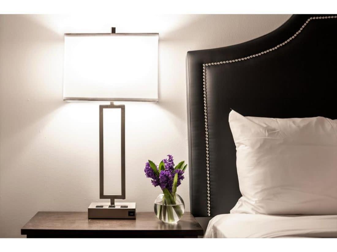 Beautiful 2Br 2Ba In The Block By Cozysuites Indianapolis Eksteriør billede